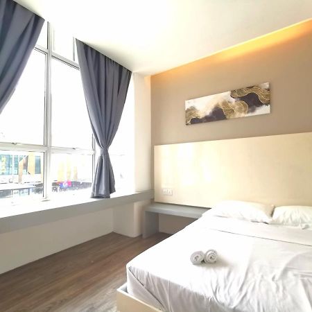 Maco Inn Austin Heights @Джохор-Бару Екстер'єр фото