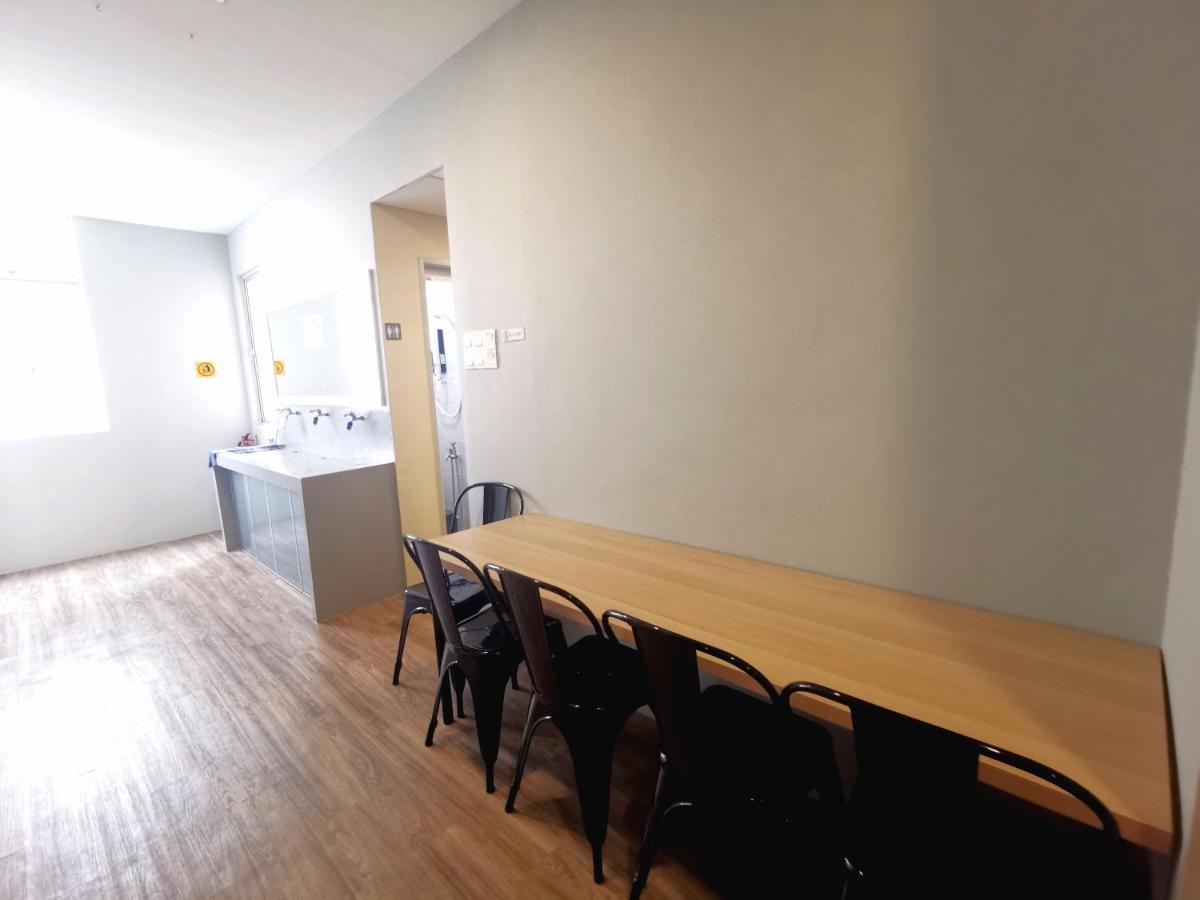 Maco Inn Austin Heights @Джохор-Бару Екстер'єр фото
