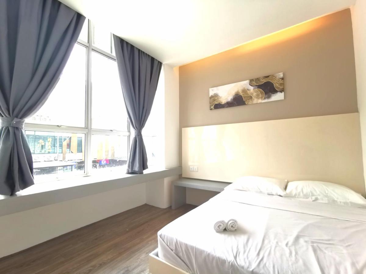 Maco Inn Austin Heights @Джохор-Бару Екстер'єр фото